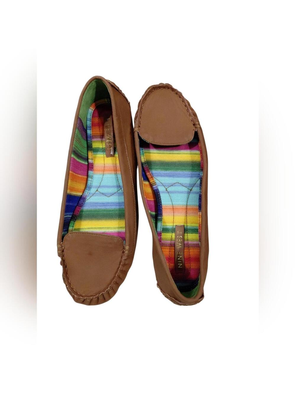 "Nine West" Womens Sz.7.5  Brown Flats with Colorful Insole and unique Soles....